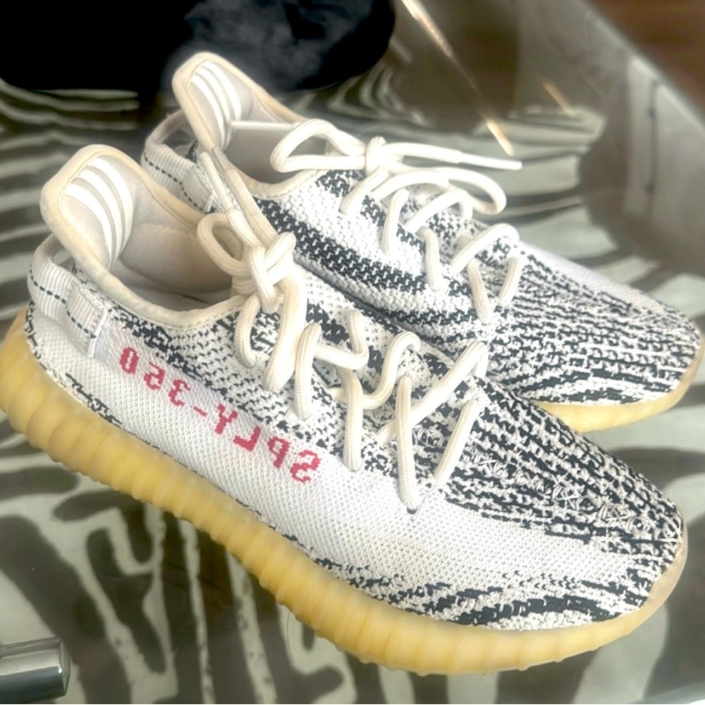 Yeezy Boost Men size 7